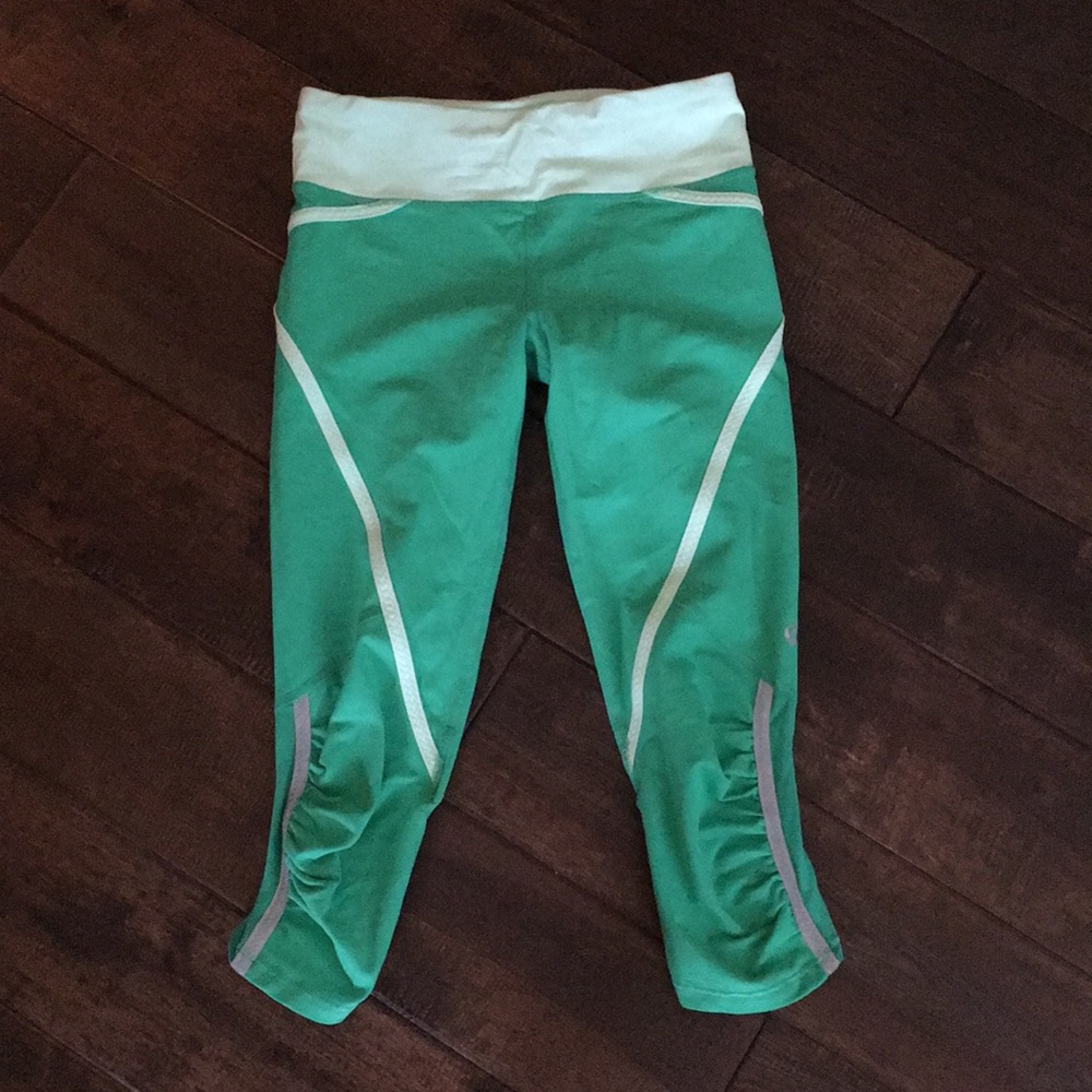 Lululemon Green Crop Tight